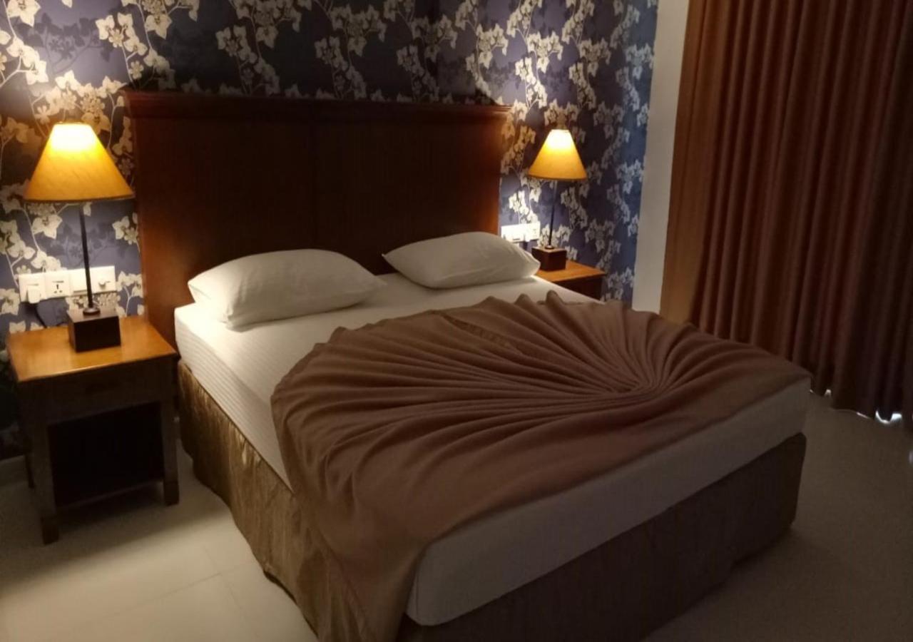 Garden Beach Hotel 칼루타라 외부 사진